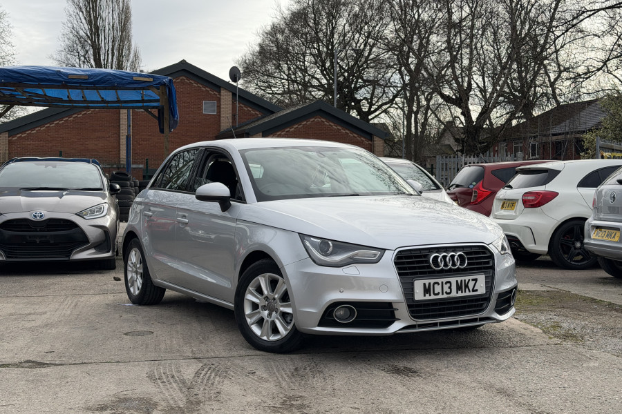 2014 AUDI A1 2014, SE AUTO DSG AUDI A1 AUTOMATIC 17800 2014 PETROL YEAR 2014... photo